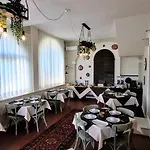 住宿加早餐酒店 La Kascina & Moniga del Garda