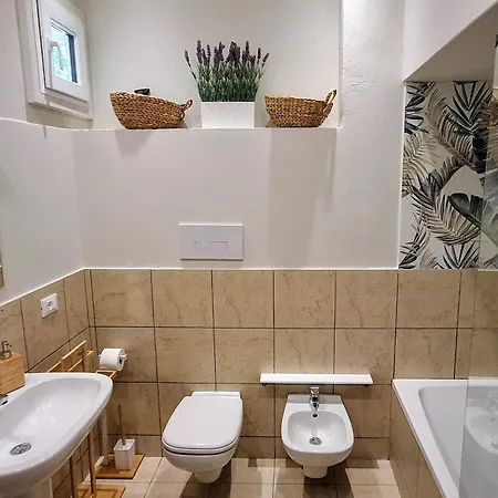 Bed and breakfast La Kascina & 4*