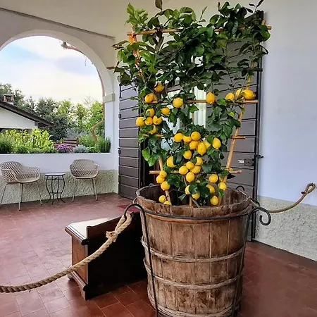 La Kascina & Bed and breakfast Moniga del Garda